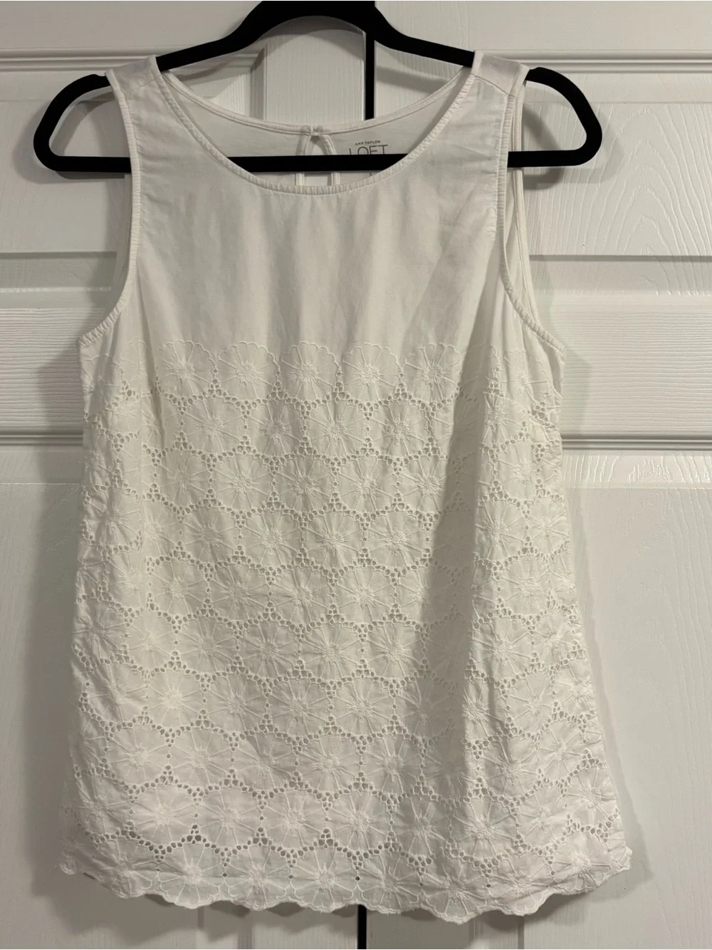 LOFT White Floral Eyelet Scoop Neck Sleeveless Cotton Top - Picture 1 of 11